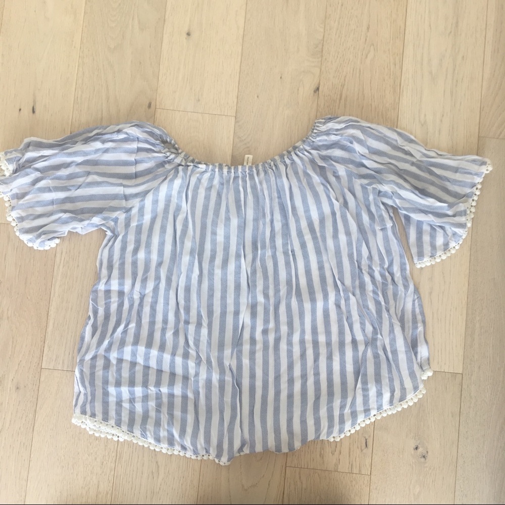 Blue/white striped off the should top